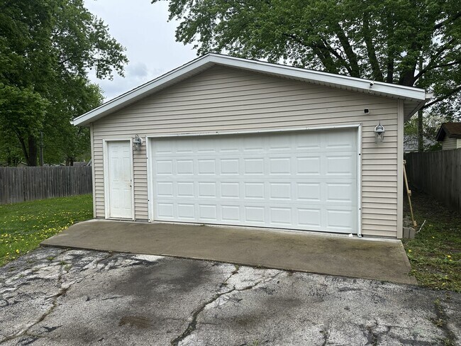 Building Photo - 3543 William St