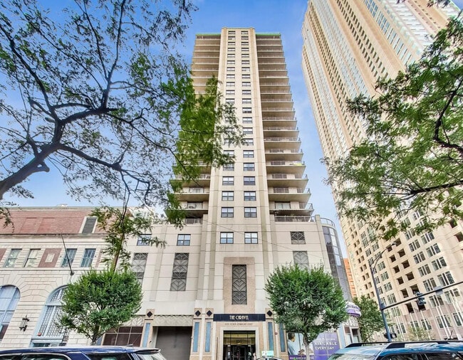 Primary Photo - 635 N Dearborn St