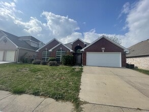 Building Photo - 6720 Tabor Dr