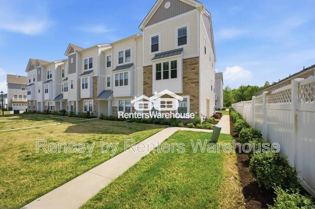 Building Photo - 1005 Opal St