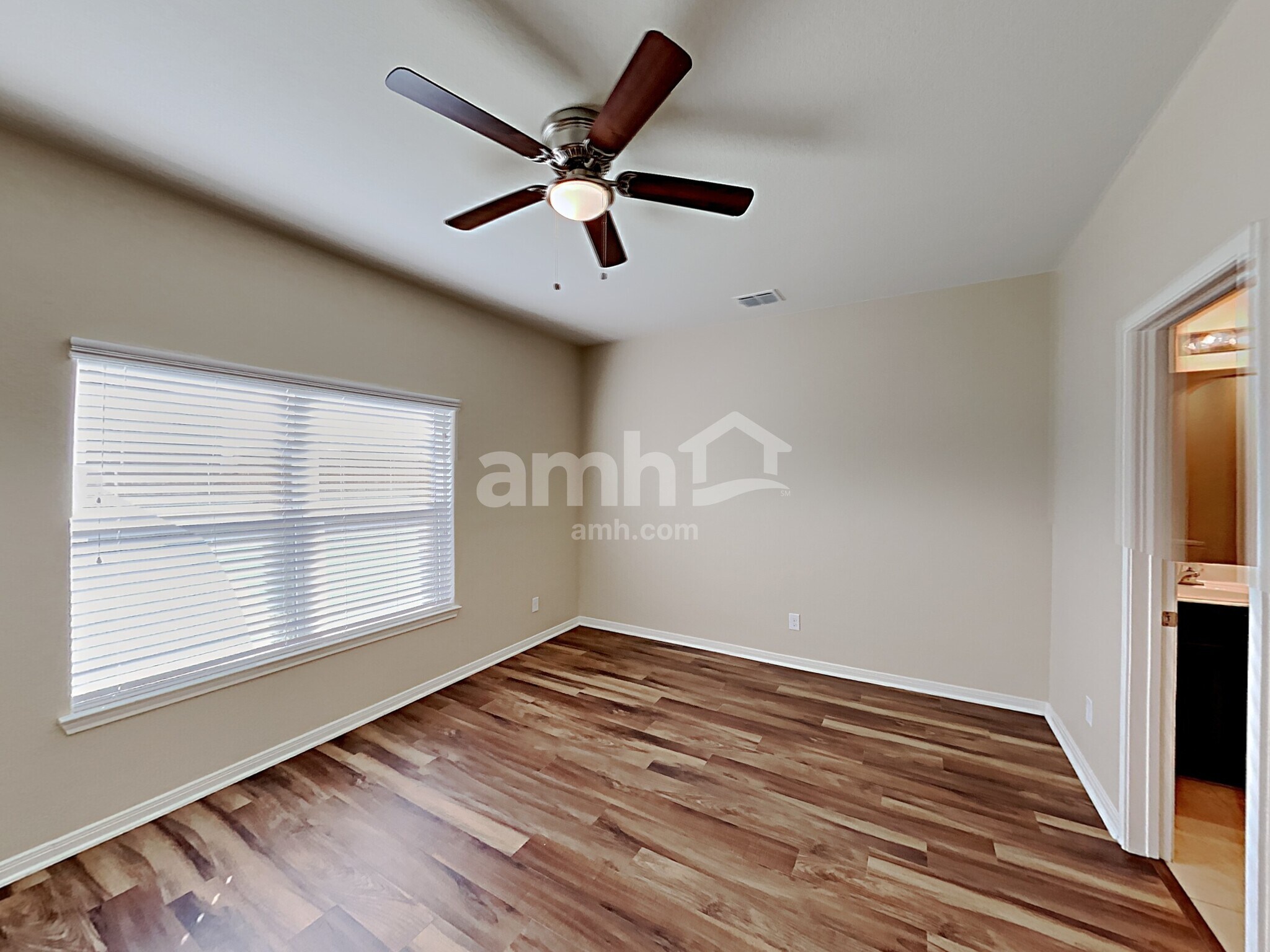 Building Photo - 12230 Commander Dr