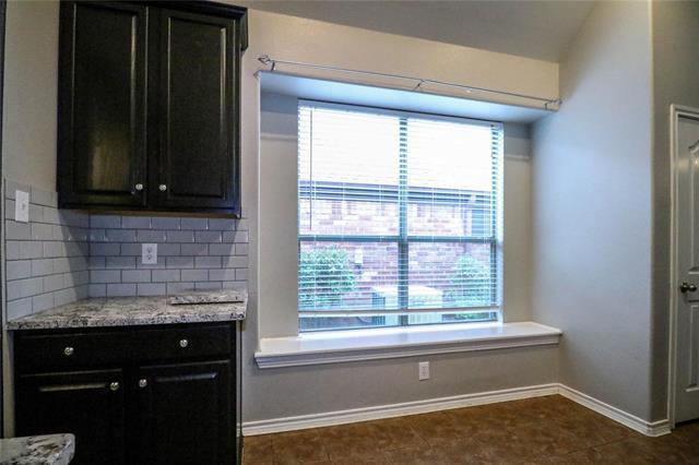 Building Photo - 3509 Beekman Dr