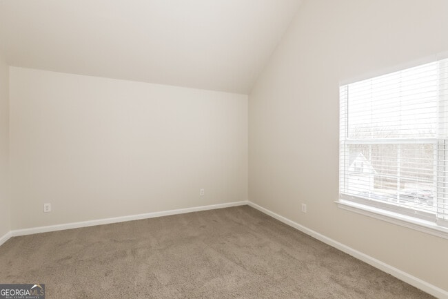 Building Photo - 630 Jake Trail