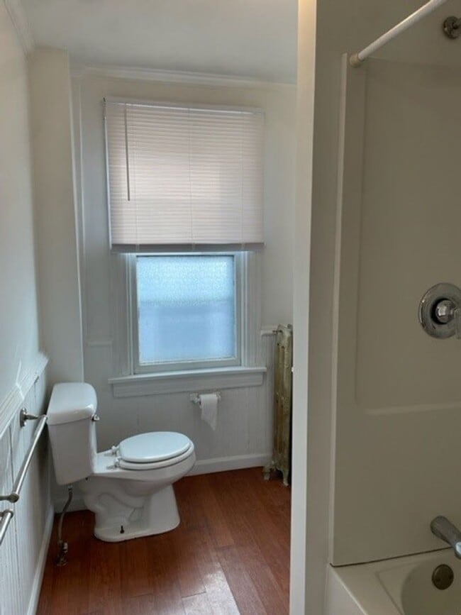 Building Photo - 316 Geary Ave