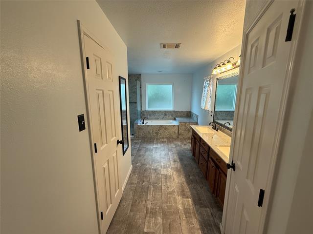 Building Photo - 1526 Harvest Run Dr