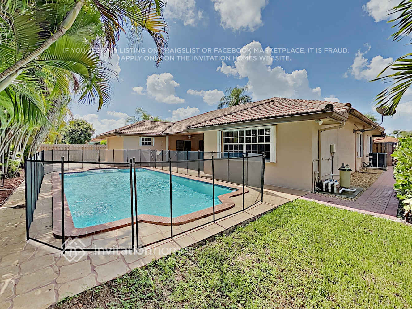 Building Photo - 15523 SW 113th St