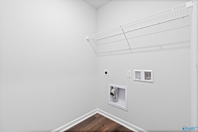 Building Photo - 153 Ozy Dr