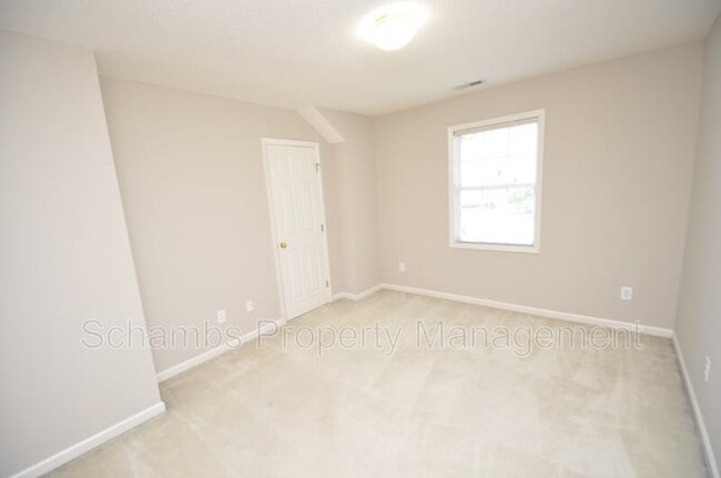 Building Photo - 2307 Fordcrest Dr