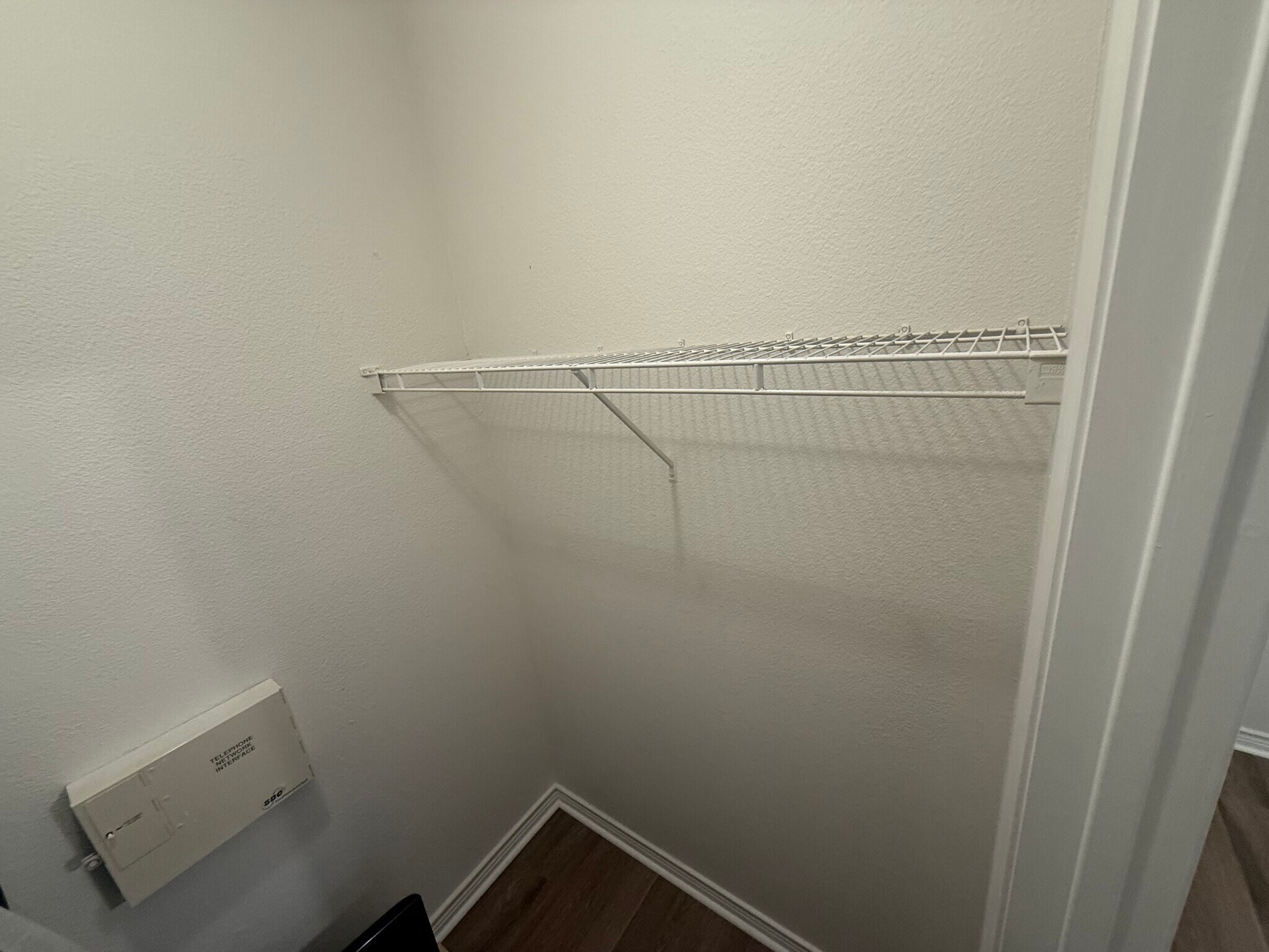 Walk-in closet - 18347 Redland Rd