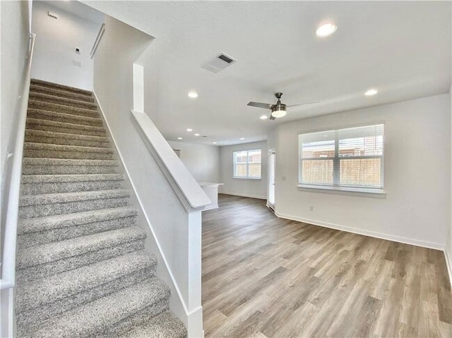 Building Photo - 1825 Bonham Ln