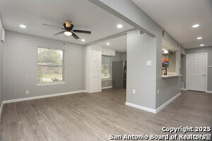 Building Photo - 10406 Greenbay Dr