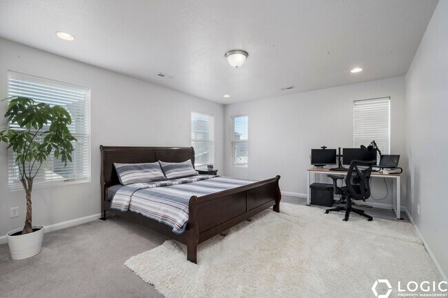 Building Photo - 12092 S Tower Arch Ln