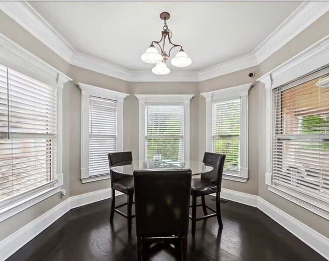 Building Photo - 4020 W Stubbs Rd