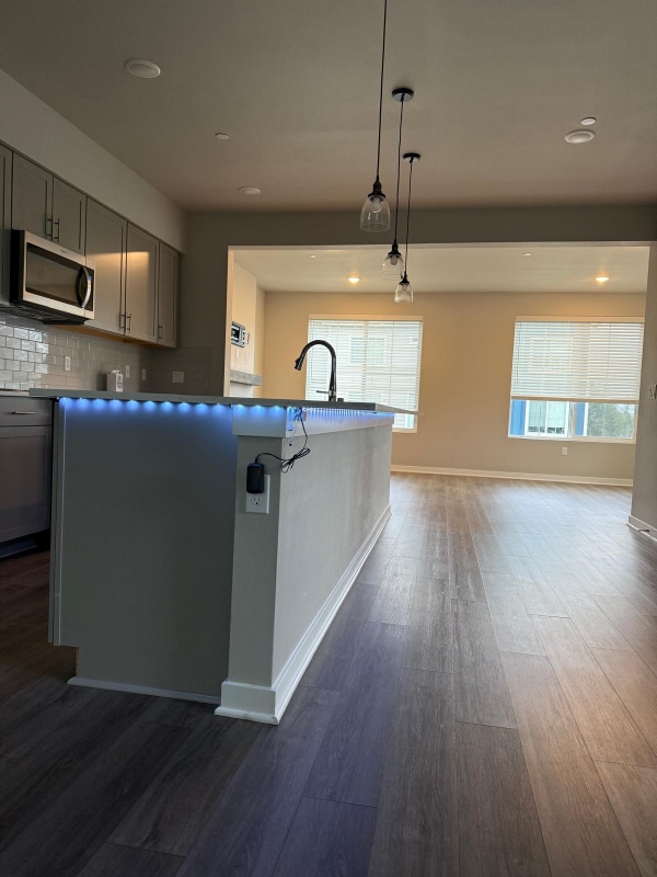 Building Photo - 10103 16th Pl SE