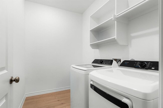 Building Photo - 4264 Hill House Ln