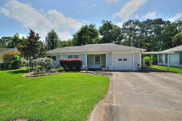 Building Photo - 206 Pecan Dr