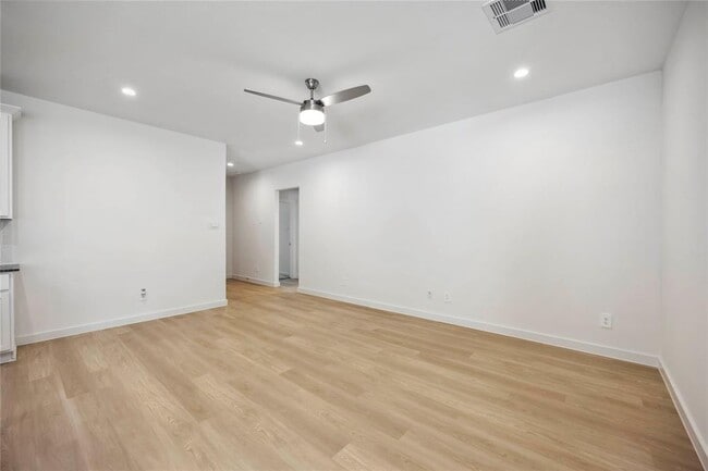 Building Photo - 1715 Battisti Dr