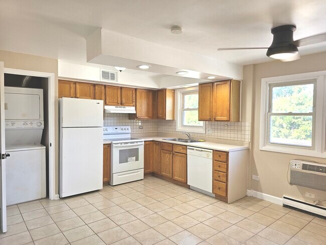 Building Photo - 6862 W Lode Dr