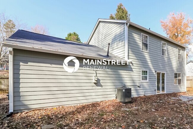 Building Photo - 3 Bedroom Pet-Friendly Home in Kennesaw, GA with Main Street Renewal