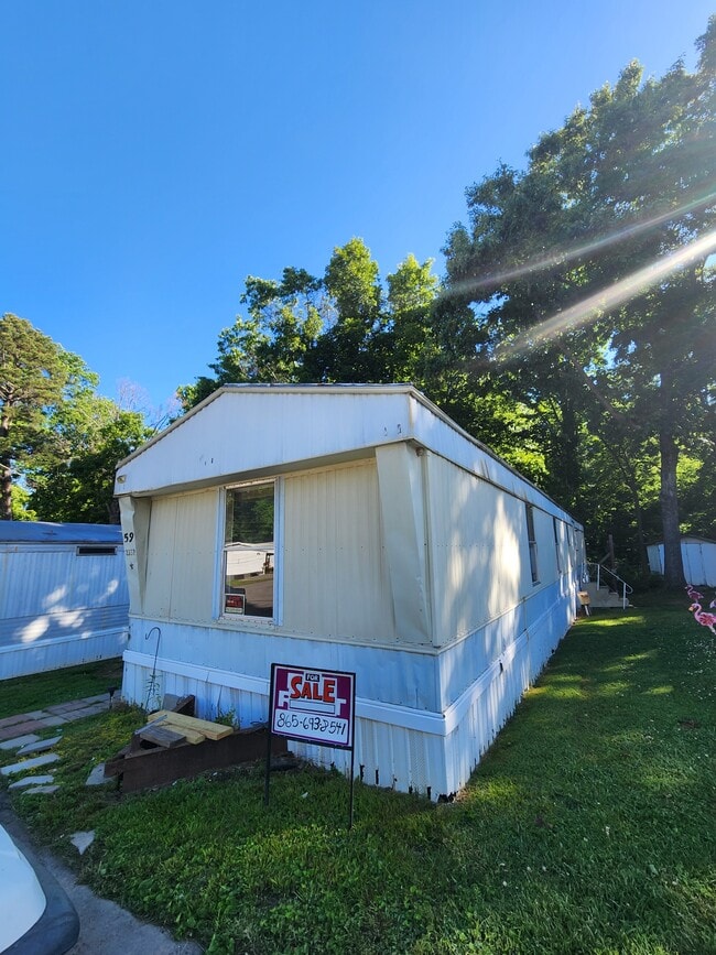 Building Photo - 2352 Park Edge Way