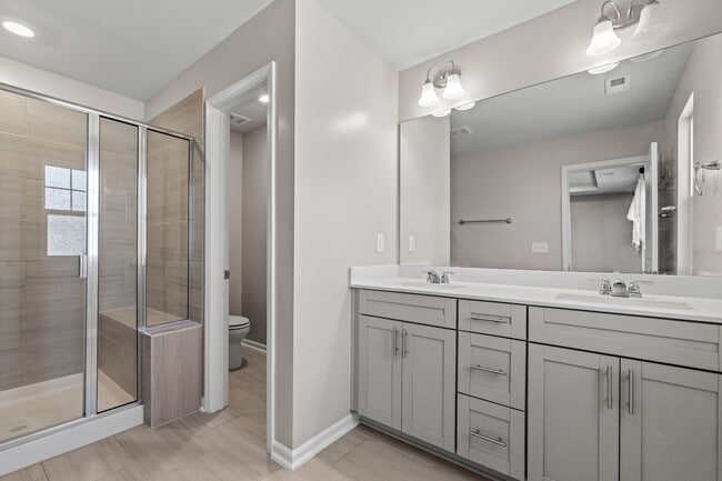 Building Photo - 507 Brushford Ln