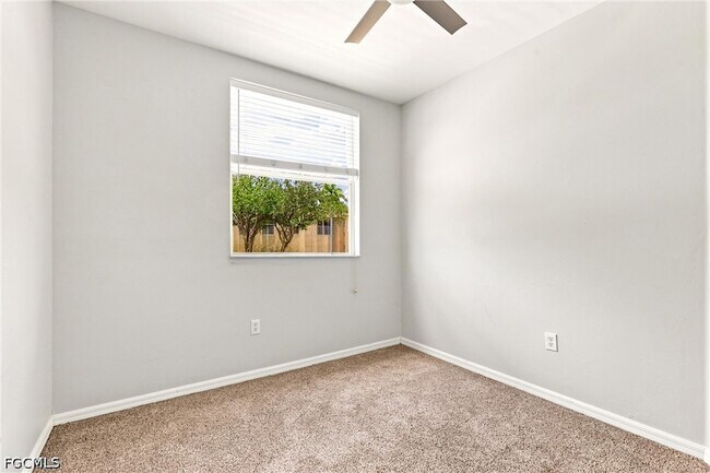 Building Photo - 15417 Bellamar Cir