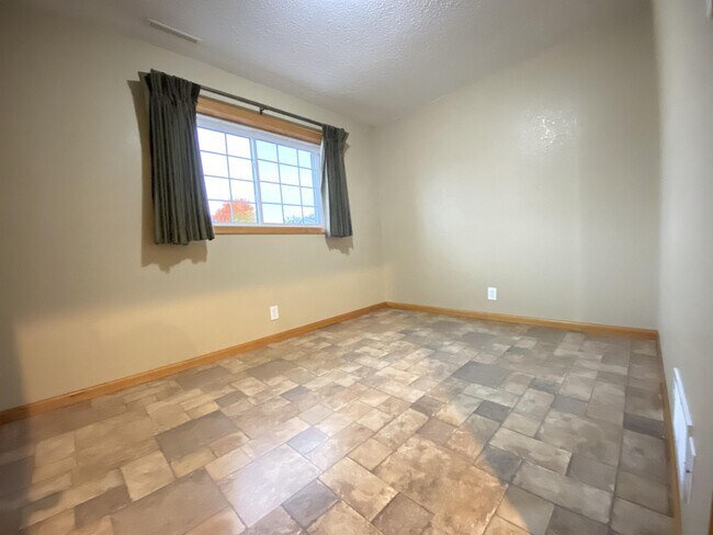 Building Photo - 4816 25th Ave NW