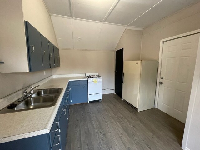 Building Photo - 2023 N Jefferson Ave