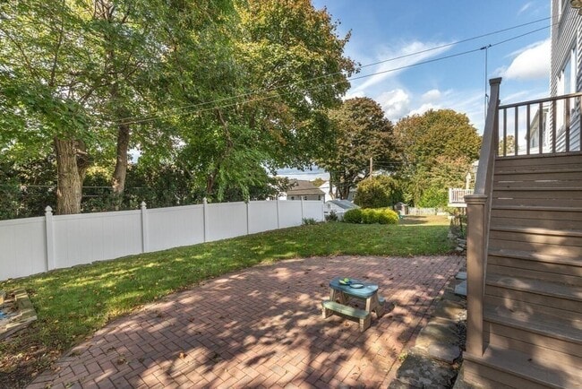 Building Photo - 12 Headland Way