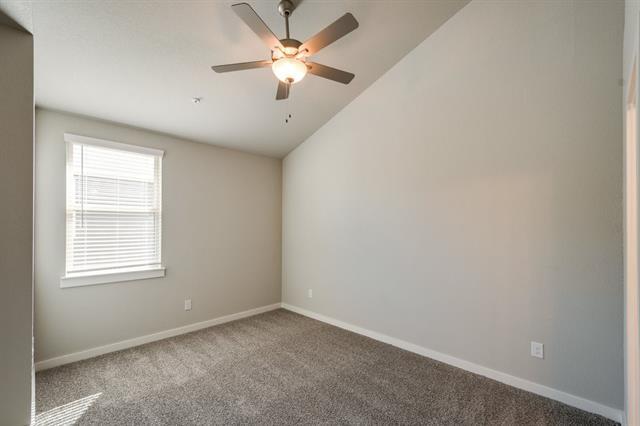 Building Photo - 718 Fallow Dr