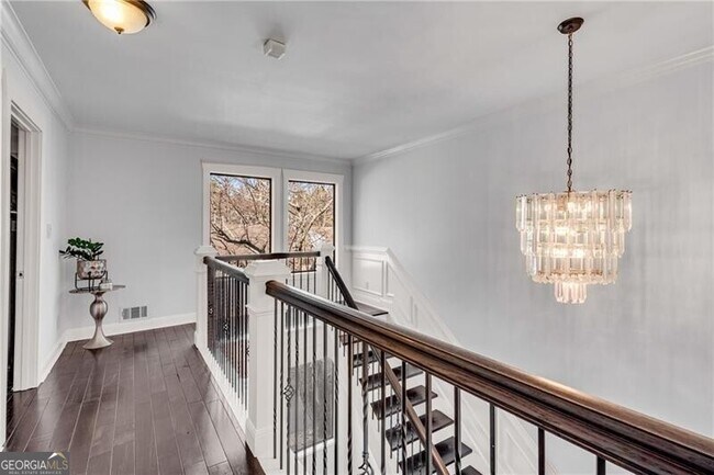 Building Photo - 54 Basswood Cir NE