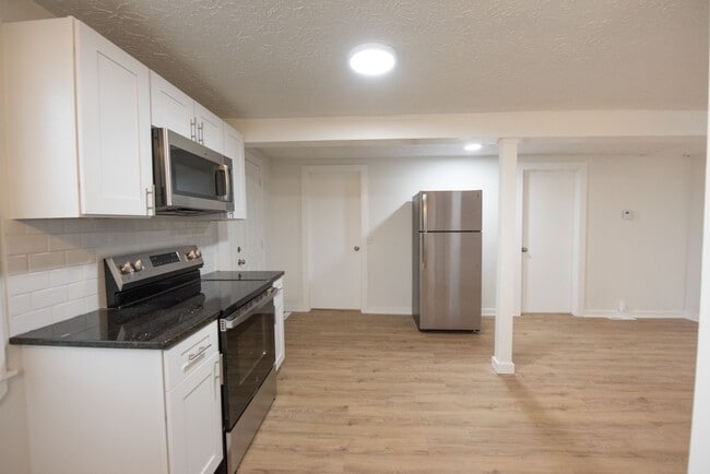 Building Photo - 16781 Akron St