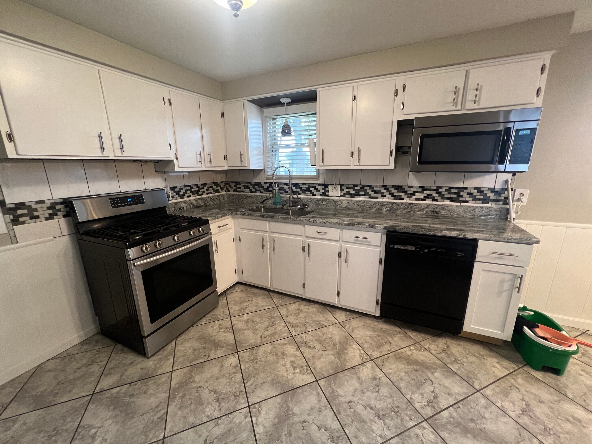 Building Photo - 3860 Burkey Rd