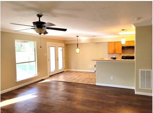 Building Photo - 3907 Portman Glen Ln