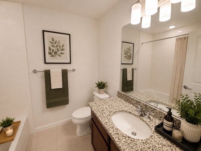 Building Photo - Newer Townhouse in Ideal North Gate Location!
