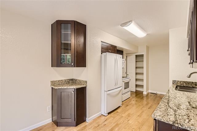 Building Photo - 1642 S Buckley Way
