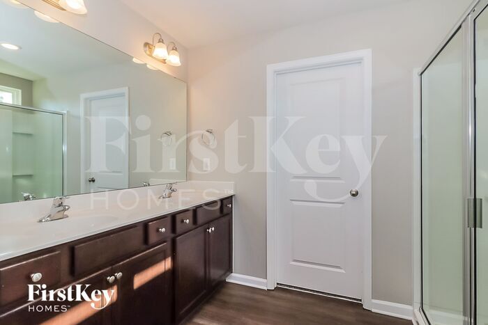 Building Photo - 7606 Wallace Farm Ln
