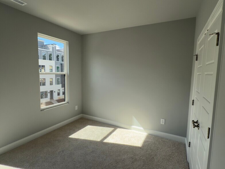 3rd Bedroom - 10536 Pleasant Br Dr