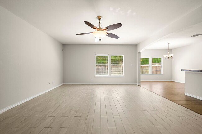 Building Photo - 22898 Sabine Dr