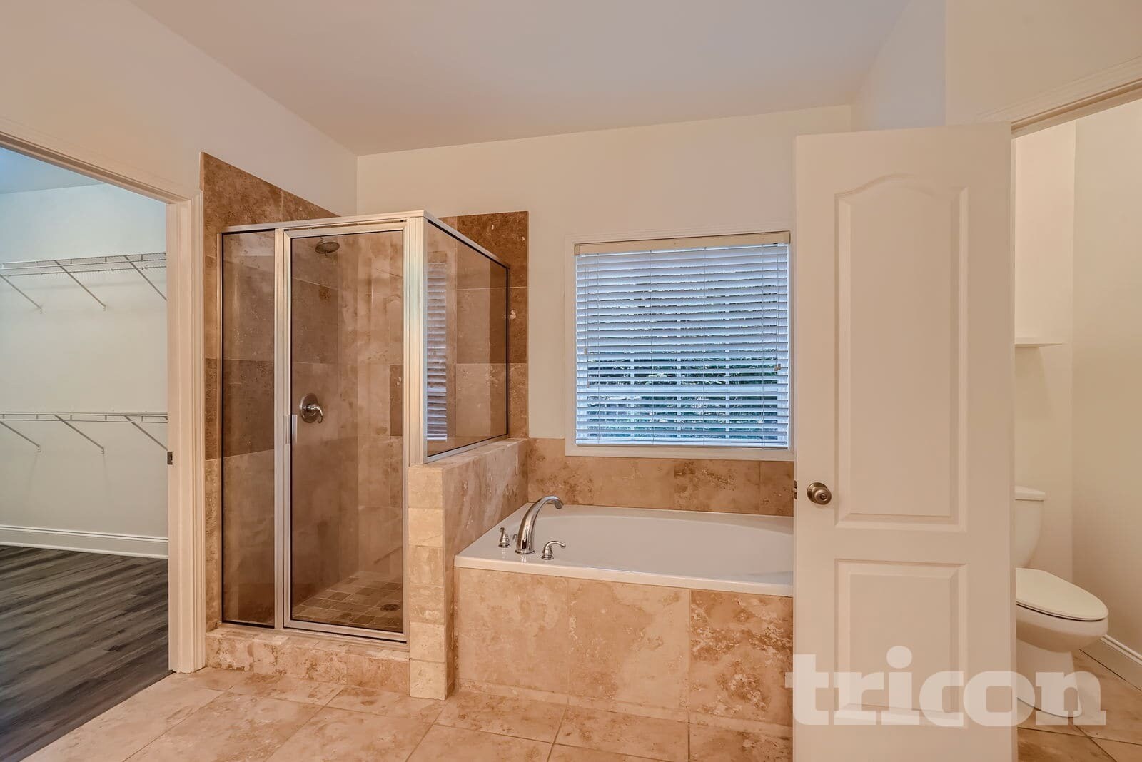 Building Photo - 612 Peach Pl