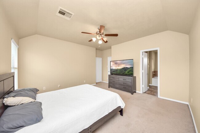 Building Photo - 9219 Dewberry Blossom Ln