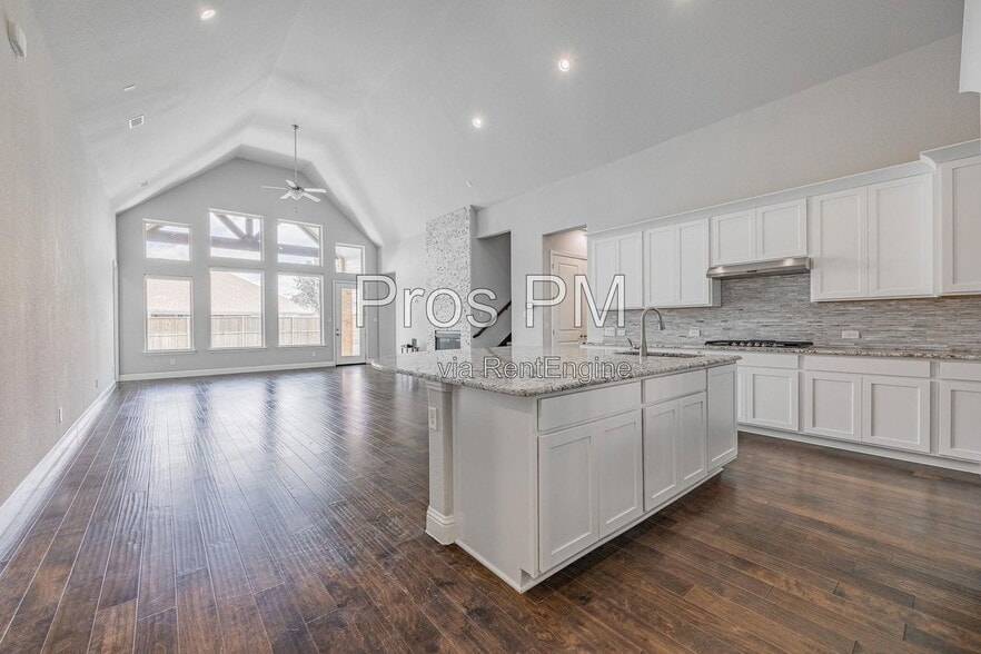 Building Photo - 1017 Wimberly Ln