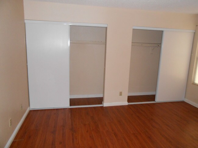 Building Photo - 9521 Sunken Reef Cir