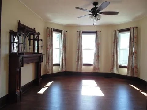 Building Photo - 75 Franklin St