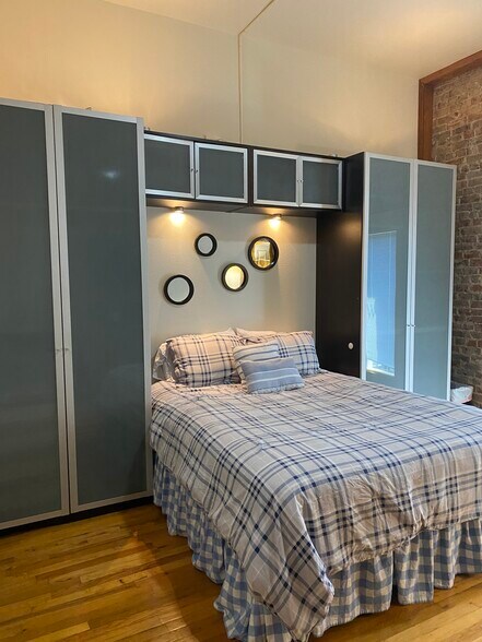 Building Photo - 1408 Washington St