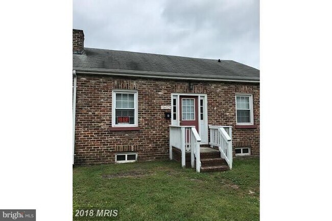 Building Photo - 1612 Caroline St