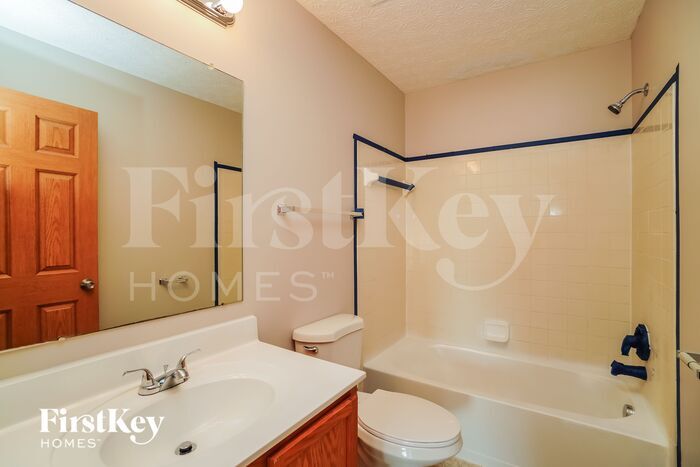Building Photo - 1213 Streamview Dr