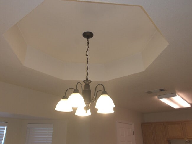 Building Photo - 4510 Fawn Dr