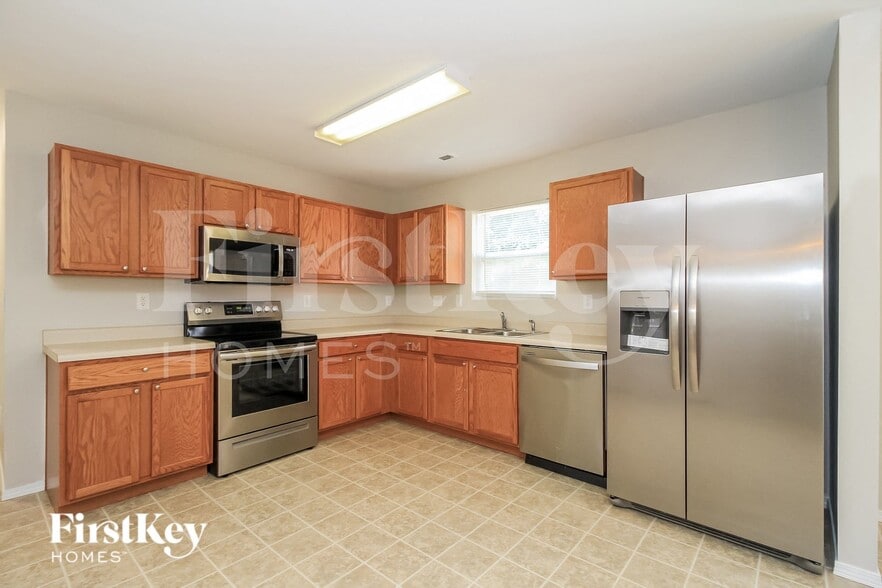 Building Photo - 5367 Liberty Hall Cir