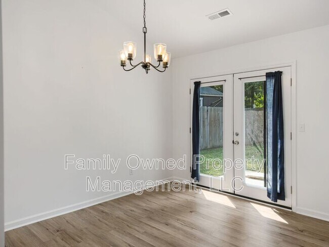 Building Photo - 147 Danzid Dr